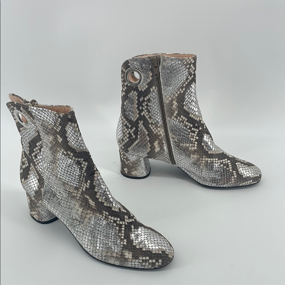 AGL Snakeskin Heeled Booties in Silver and Brown 36.5 S9